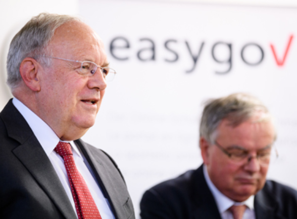 Le Conseiller fédéral Johann Schneider-Ammann lors du lancement du portail EasyGov.