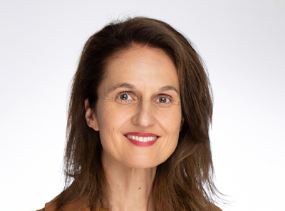 Irenka Krone-Germann, co-responsable de la gestion des connaissances, de la communication et des réseaux chez cinfo.ch